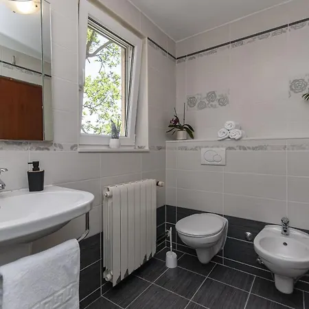 Willa Castle Zadvarje